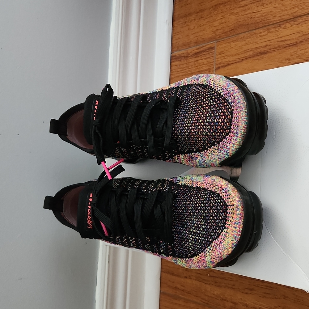 [SOLD]Vapormax sneakers